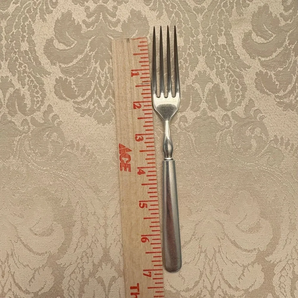 1847 Rogers Bros Plain Round Silverplate Fork Lot of 6 2 Monogrammed Replacement